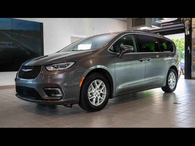 2022 Chrysler Pacifica Touring-L