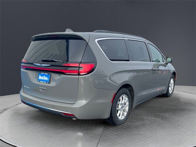 2022 Chrysler Pacifica Touring-L