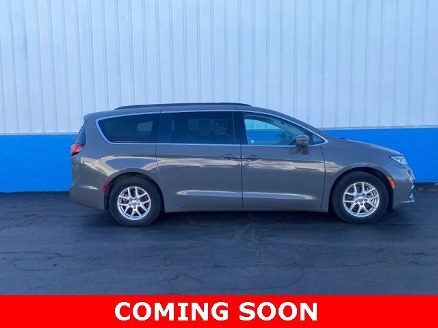 2022 Chrysler Pacifica Touring-L