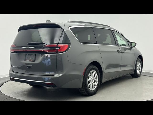 2022 Chrysler Pacifica Touring-L