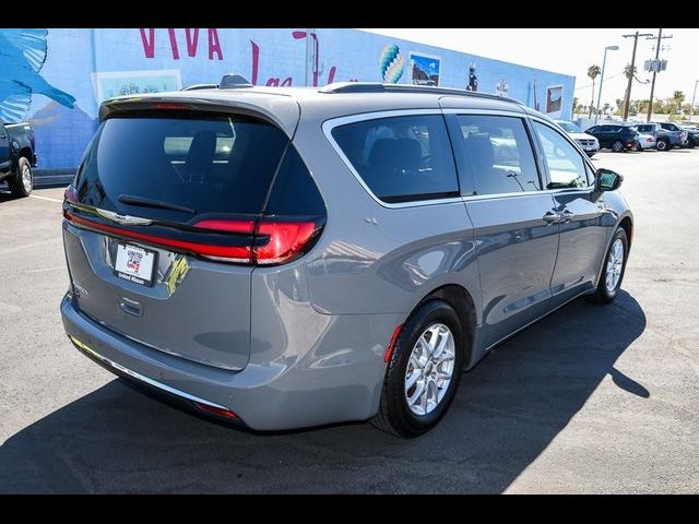 2022 Chrysler Pacifica Touring-L