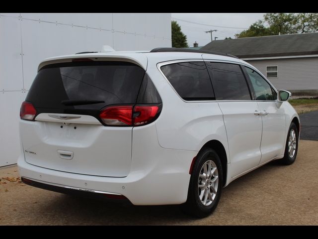 2022 Chrysler Pacifica Touring-L