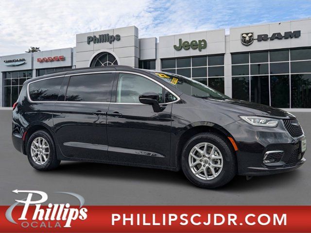 2022 Chrysler Pacifica Touring-L