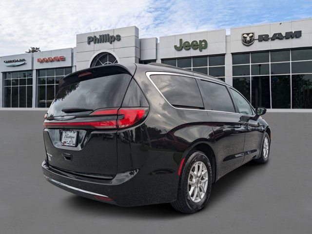 2022 Chrysler Pacifica Touring-L