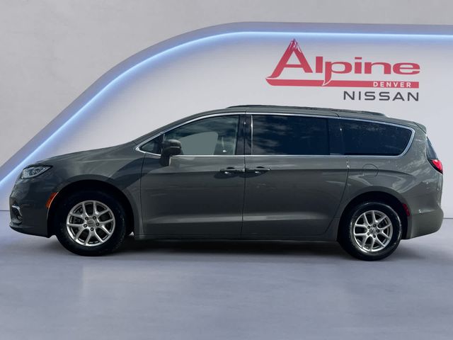 2022 Chrysler Pacifica Touring-L