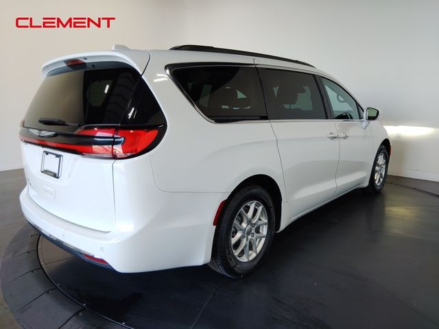 2022 Chrysler Pacifica Touring-L