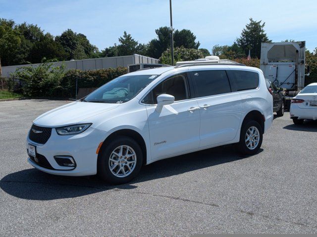 2022 Chrysler Pacifica Touring-L