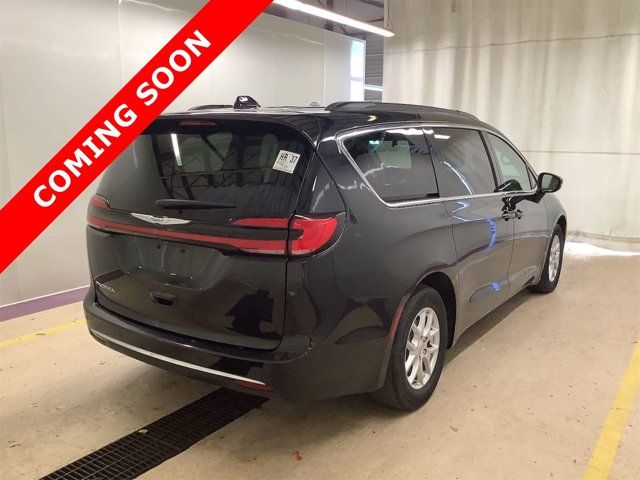 2022 Chrysler Pacifica Touring-L