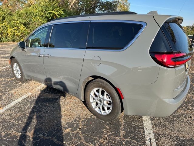 2022 Chrysler Pacifica Touring-L