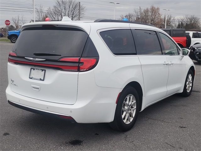 2022 Chrysler Pacifica Touring-L