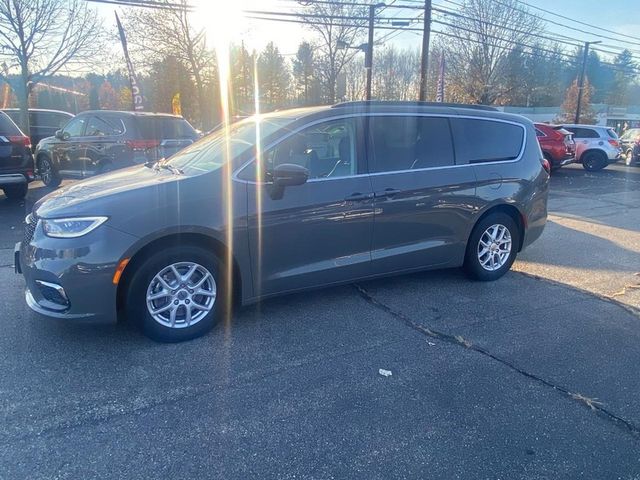 2022 Chrysler Pacifica Touring-L