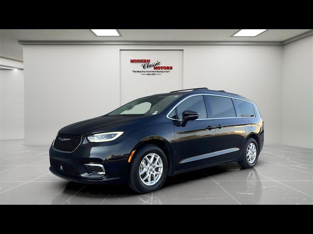 2022 Chrysler Pacifica Touring-L