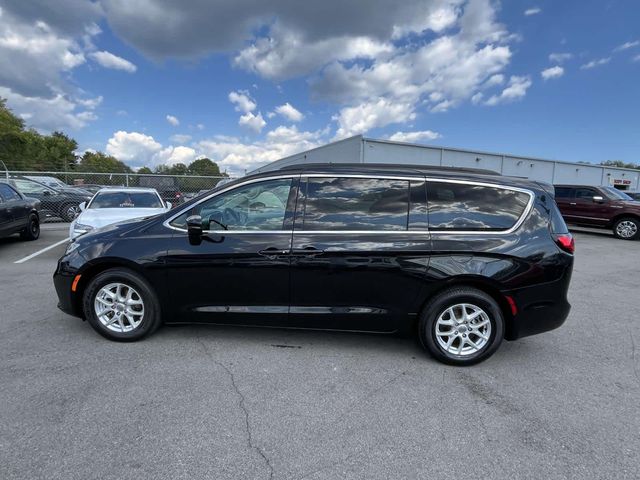 2022 Chrysler Pacifica Touring-L