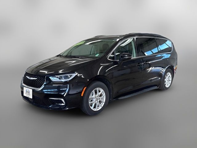 2022 Chrysler Pacifica Touring-L