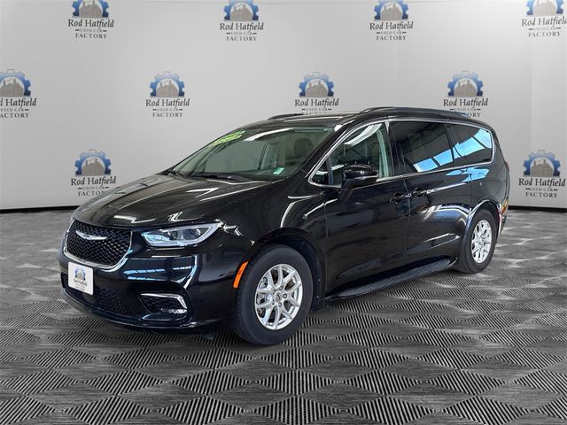 2022 Chrysler Pacifica Touring-L