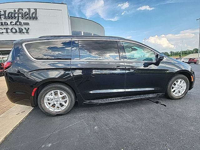 2022 Chrysler Pacifica Touring-L