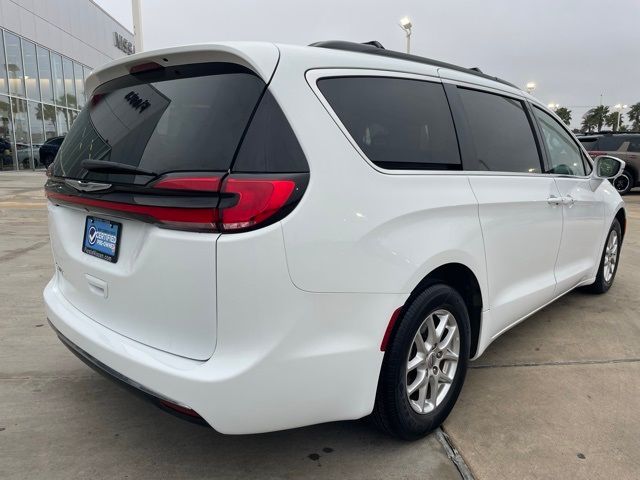 2022 Chrysler Pacifica Touring-L