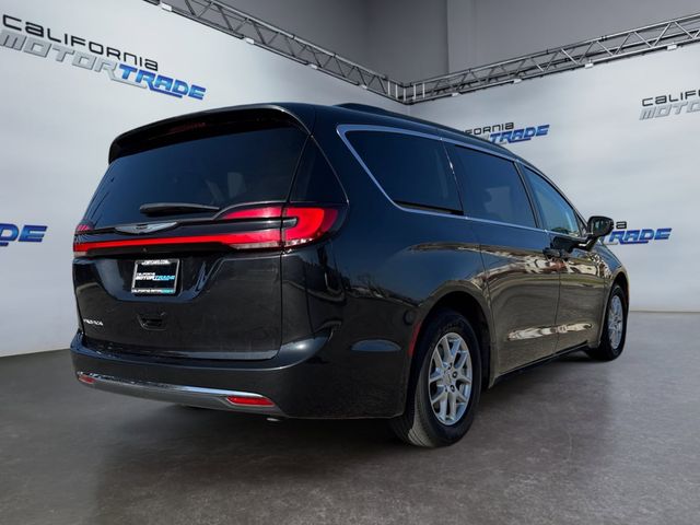 2022 Chrysler Pacifica Touring-L