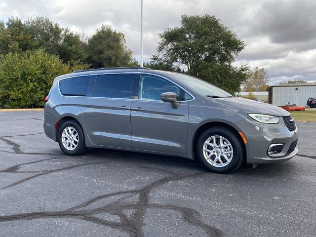 2022 Chrysler Pacifica Touring-L