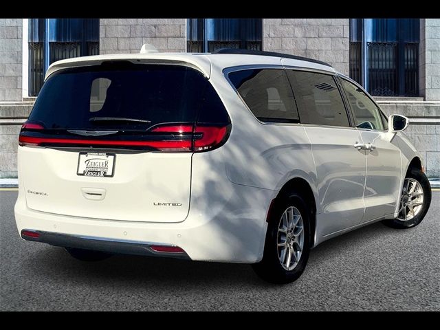 2022 Chrysler Pacifica Touring-L