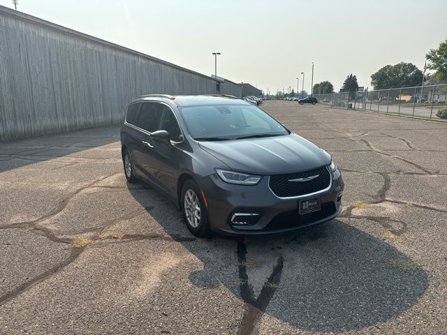 2022 Chrysler Pacifica Touring-L