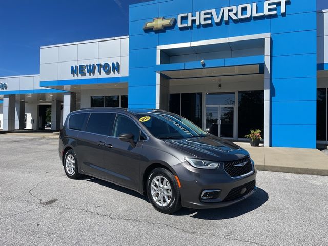 2022 Chrysler Pacifica Touring-L