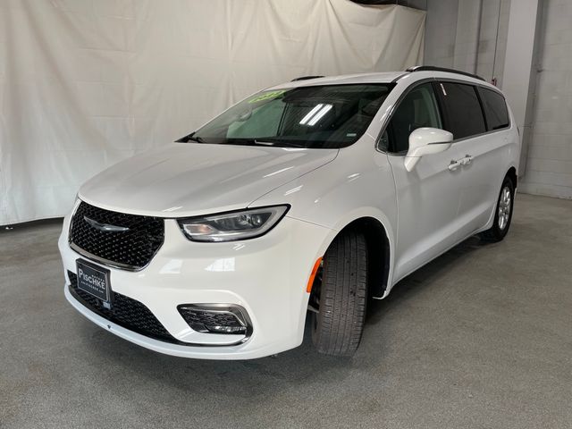 2022 Chrysler Pacifica Touring-L