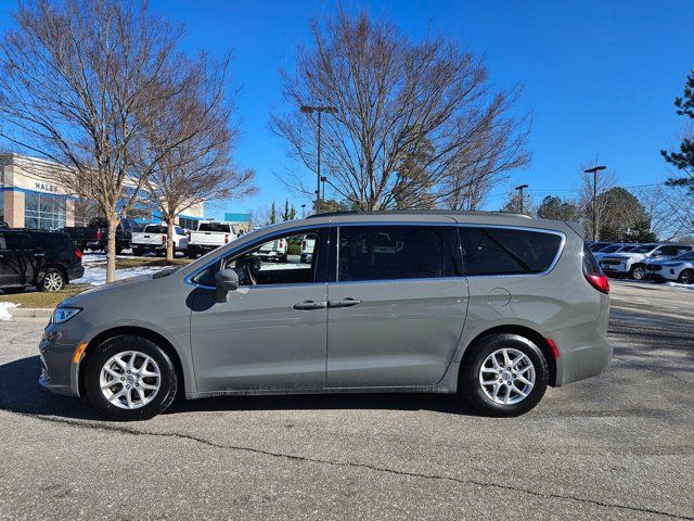 2022 Chrysler Pacifica Touring-L