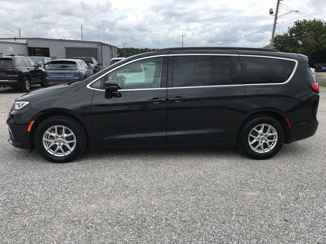 2022 Chrysler Pacifica Touring-L