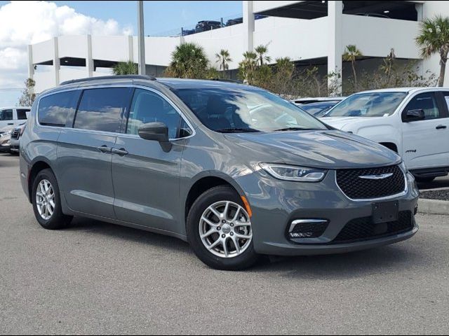 2022 Chrysler Pacifica Touring-L