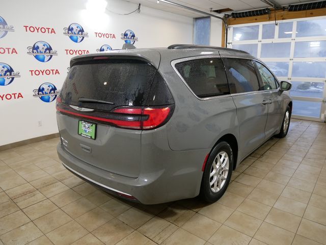 2022 Chrysler Pacifica Touring-L