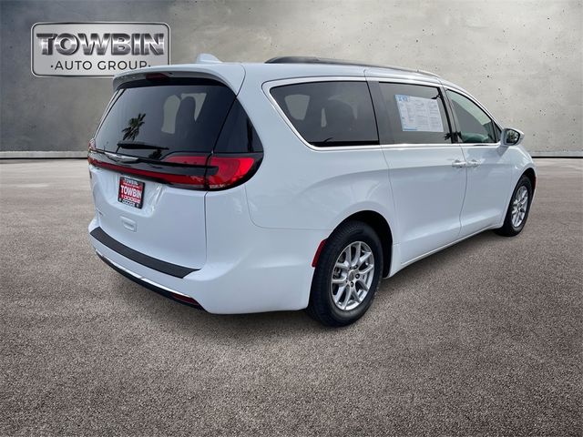 2022 Chrysler Pacifica Touring-L