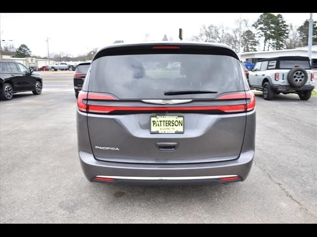 2022 Chrysler Pacifica Touring-L