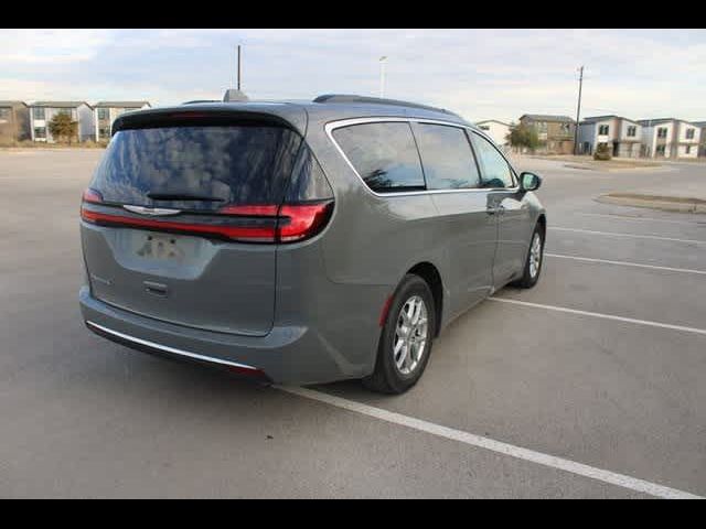 2022 Chrysler Pacifica Touring-L