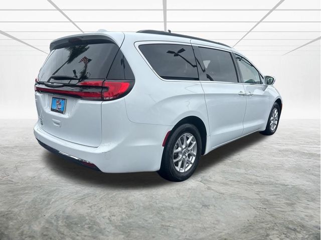 2022 Chrysler Pacifica Touring-L