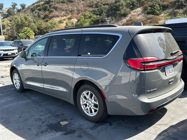 2022 Chrysler Pacifica Touring-L