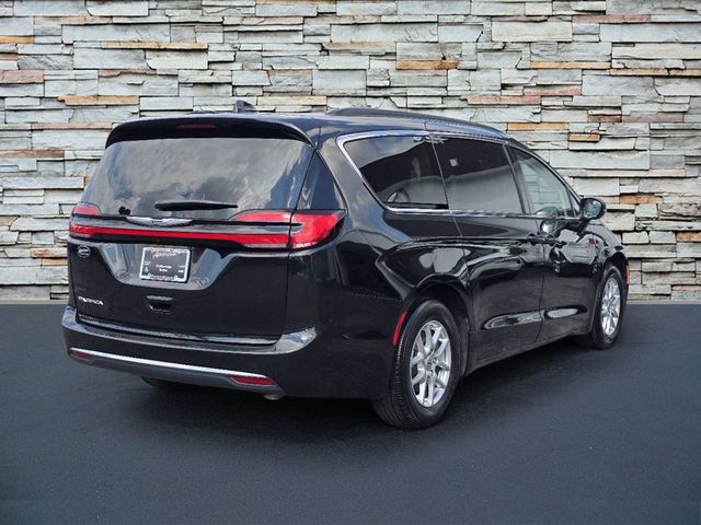 2022 Chrysler Pacifica Touring-L