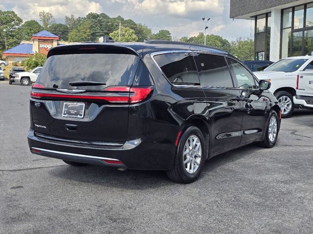 2022 Chrysler Pacifica Touring-L