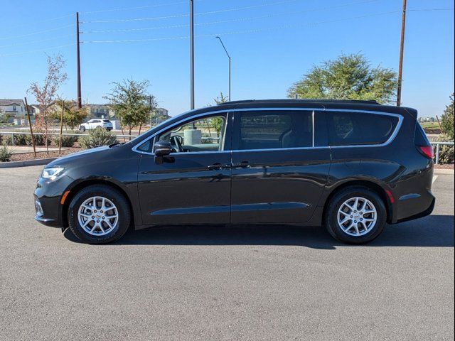 2022 Chrysler Pacifica Touring-L