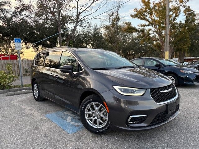 2022 Chrysler Pacifica Touring-L