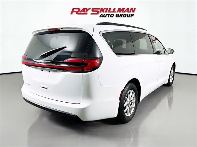 2022 Chrysler Pacifica Touring-L