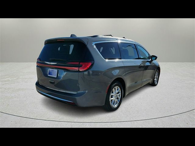 2022 Chrysler Pacifica Touring-L