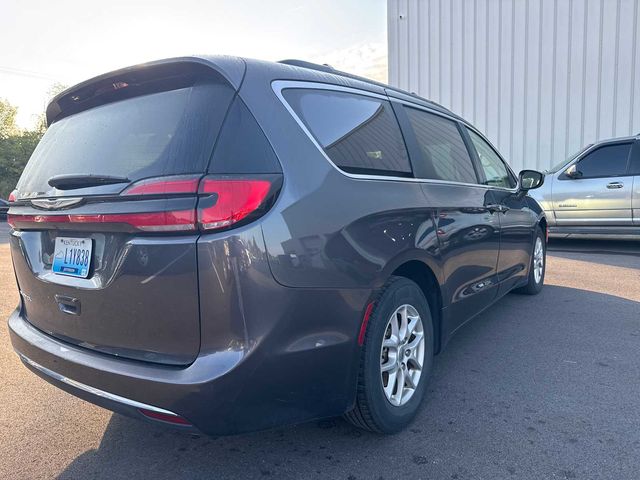 2022 Chrysler Pacifica Touring-L