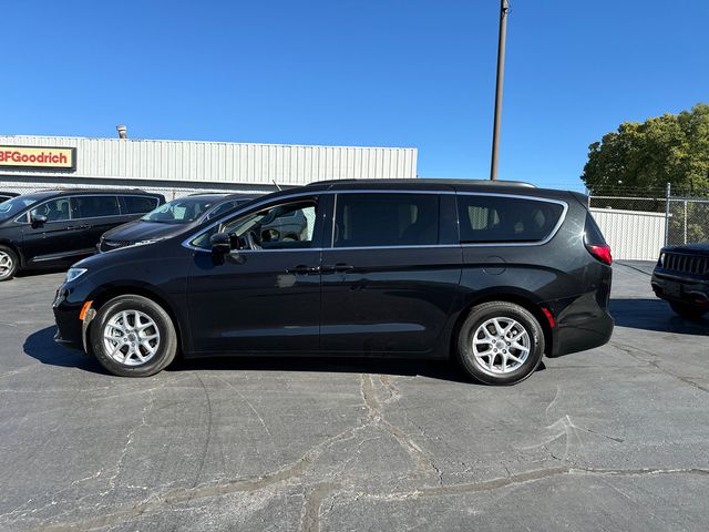 2022 Chrysler Pacifica Touring-L