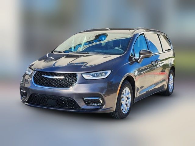 2022 Chrysler Pacifica Touring-L