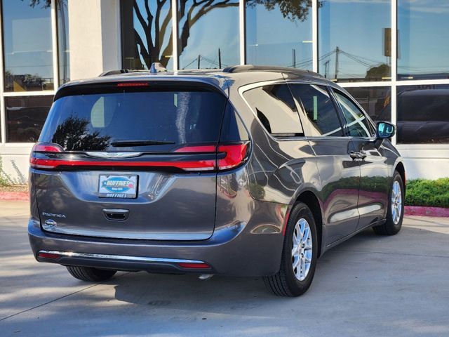 2022 Chrysler Pacifica Touring-L