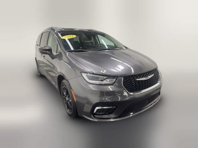 2022 Chrysler Pacifica Touring-L