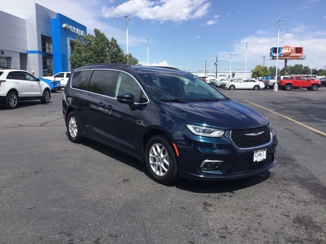 2022 Chrysler Pacifica Touring-L