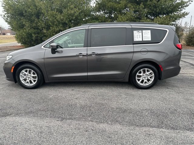 2022 Chrysler Pacifica Touring-L