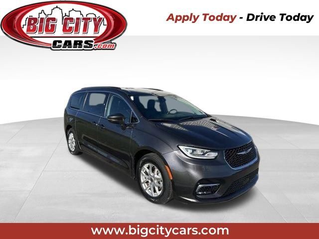 2022 Chrysler Pacifica Touring-L